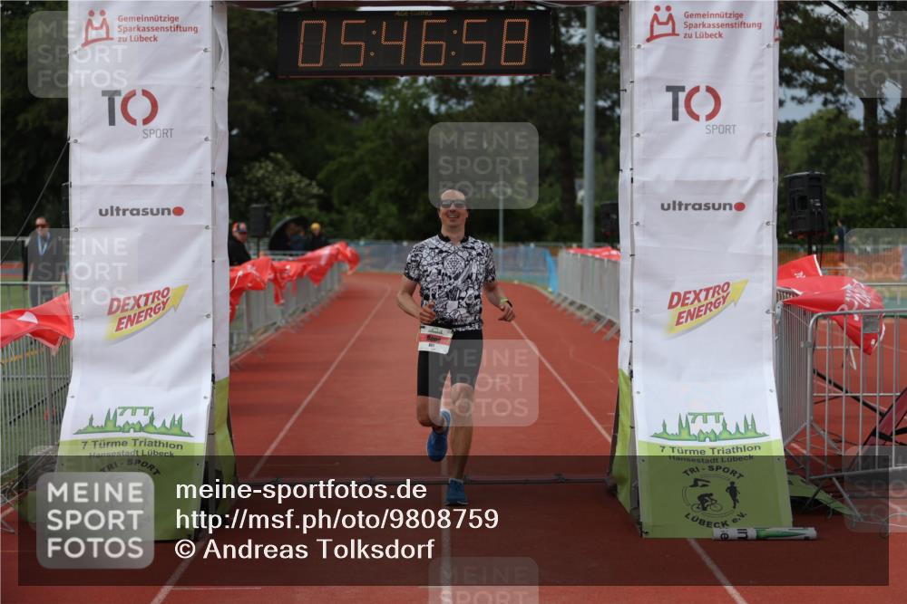 14.06.2026 - 7 Türme Triathlon Andreas Tolksdorf http://msf.ph/oto/9808759 14.06.2026 16:46:57 Ziel 681 meine-sportfotos.de