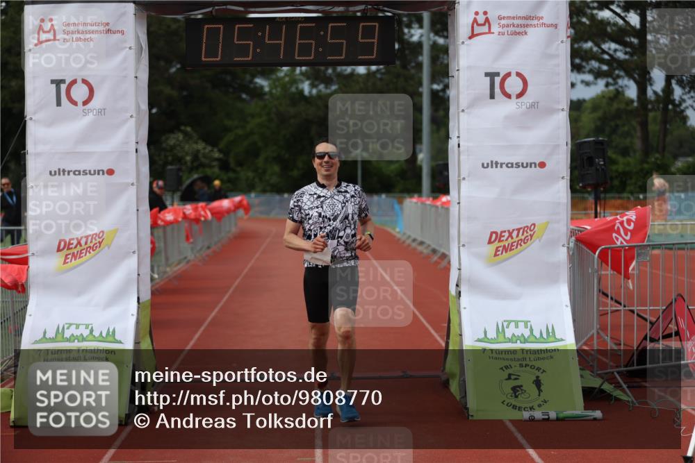 14.06.2026 - 7 Türme Triathlon Andreas Tolksdorf http://msf.ph/oto/9808770 14.06.2026 16:46:58 Ziel 681 meine-sportfotos.de