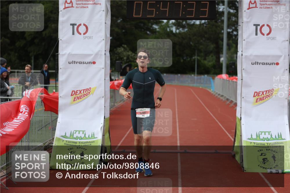 14.06.2026 - 7 Türme Triathlon Andreas Tolksdorf http://msf.ph/oto/9808846 14.06.2026 16:47:32 Ziel 610, 826, 1256 meine-sportfotos.de