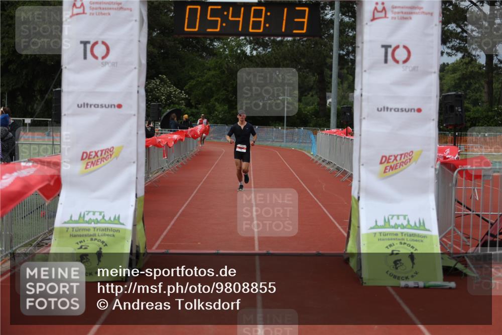 14.06.2026 - 7 Türme Triathlon Andreas Tolksdorf http://msf.ph/oto/9808855 14.06.2026 16:48:12 Ziel 642 meine-sportfotos.de