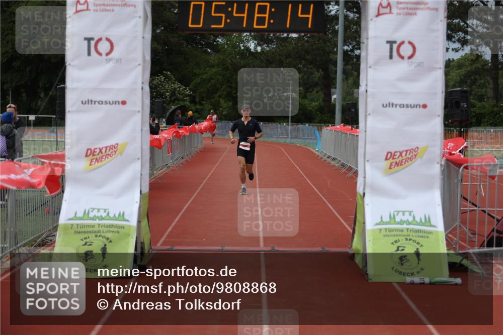 14.06.2026 - 7 Türme Triathlon Andreas Tolksdorf http://msf.ph/oto/9808868 14.06.2026 16:48:12 Ziel 642 meine-sportfotos.de