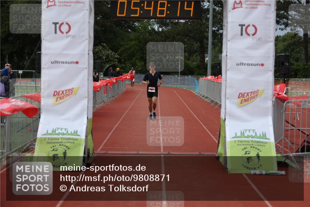 14.06.2026 - 7 Türme Triathlon Andreas Tolksdorf http://msf.ph/oto/9808871 14.06.2026 16:48:13 Ziel 642 meine-sportfotos.de
