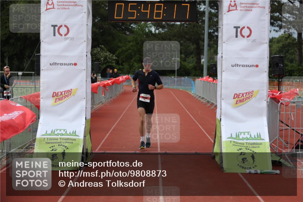 14.06.2026 - 7 Türme Triathlon Andreas Tolksdorf http://msf.ph/oto/9808873 14.06.2026 16:48:15 Ziel 642 meine-sportfotos.de