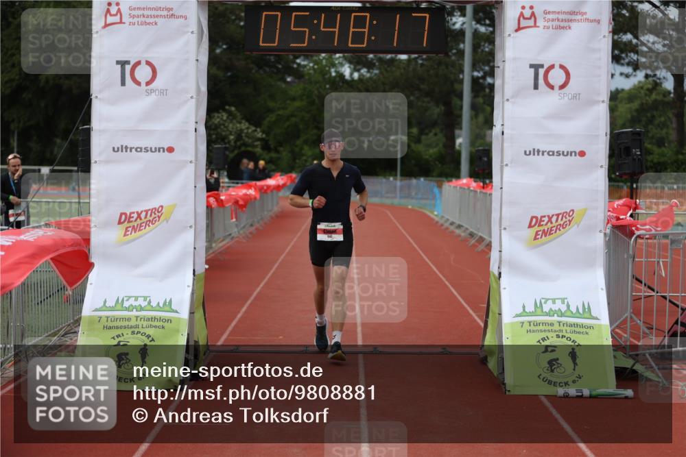 14.06.2026 - 7 Türme Triathlon Andreas Tolksdorf http://msf.ph/oto/9808881 14.06.2026 16:48:16 Ziel 642 meine-sportfotos.de