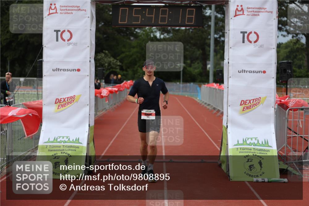 14.06.2026 - 7 Türme Triathlon Andreas Tolksdorf http://msf.ph/oto/9808895 14.06.2026 16:48:16 Ziel 642 meine-sportfotos.de