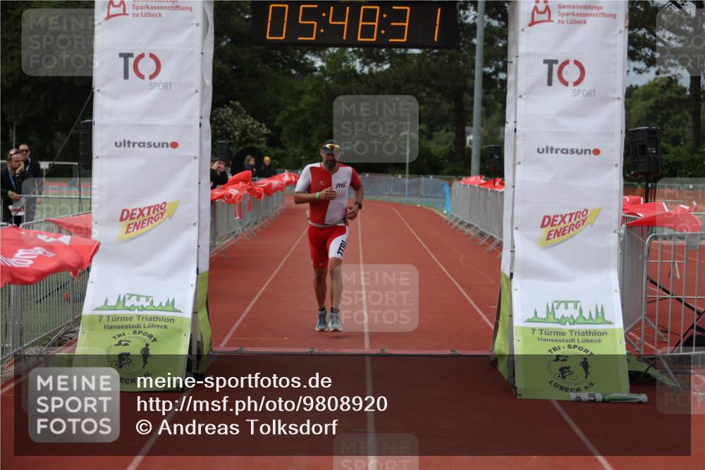 14.06.2026 - 7 Türme Triathlon Andreas Tolksdorf http://msf.ph/oto/9808920 14.06.2026 16:48:29 Ziel 631 meine-sportfotos.de