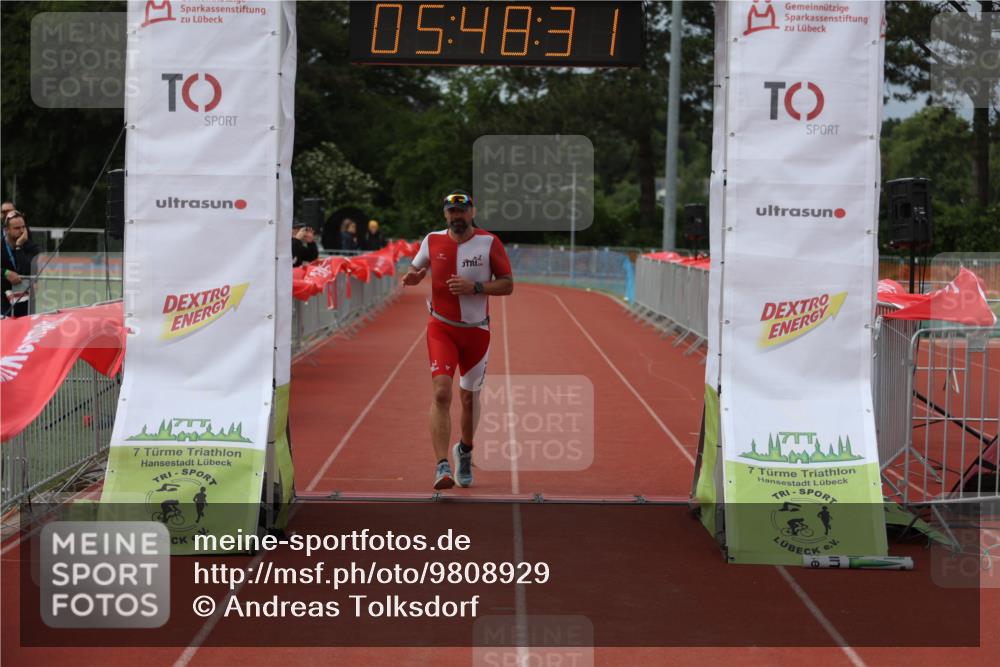 14.06.2026 - 7 Türme Triathlon Andreas Tolksdorf http://msf.ph/oto/9808929 14.06.2026 16:48:30 Ziel 631 meine-sportfotos.de