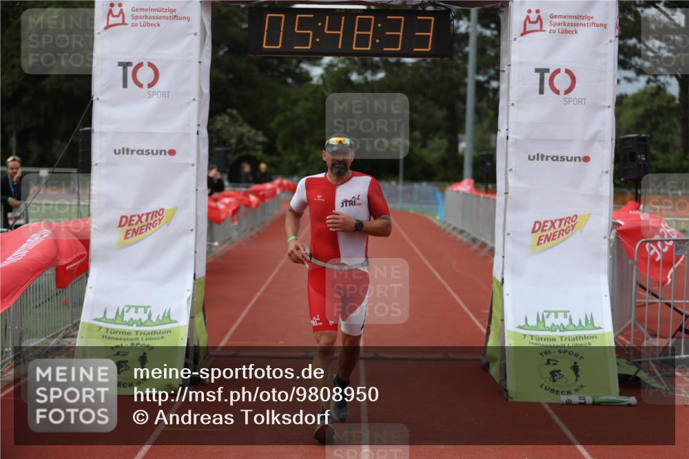 14.06.2026 - 7 Türme Triathlon Andreas Tolksdorf http://msf.ph/oto/9808950 14.06.2026 16:48:32 Ziel 631 meine-sportfotos.de