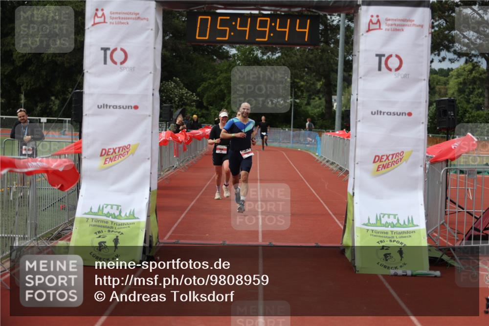 14.06.2026 - 7 Türme Triathlon Andreas Tolksdorf http://msf.ph/oto/9808959 14.06.2026 16:49:43 Ziel 767, 829, 861 meine-sportfotos.de