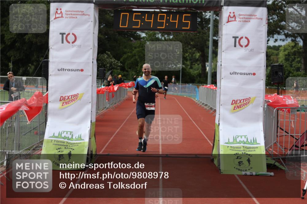 14.06.2026 - 7 Türme Triathlon Andreas Tolksdorf http://msf.ph/oto/9808978 14.06.2026 16:49:43 Ziel 767, 829, 861 meine-sportfotos.de
