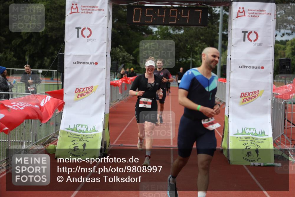 14.06.2026 - 7 Türme Triathlon Andreas Tolksdorf http://msf.ph/oto/9808997 14.06.2026 16:49:45 Ziel 767, 829, 861, 891 meine-sportfotos.de