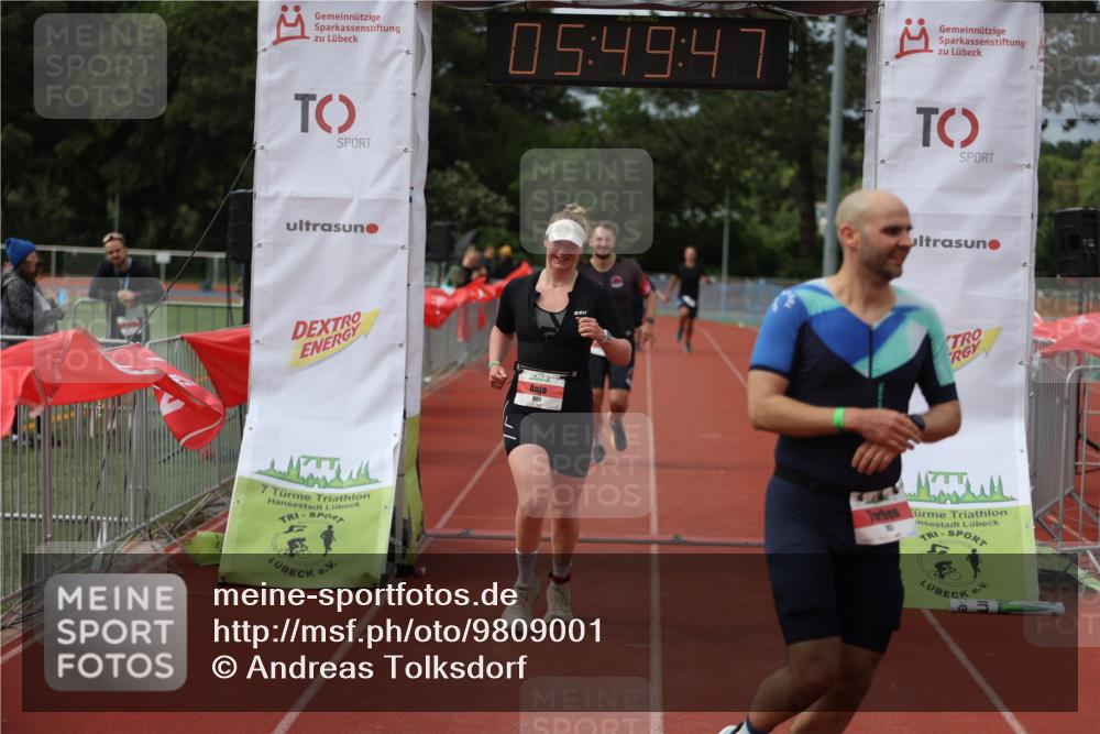 14.06.2026 - 7 Türme Triathlon Andreas Tolksdorf http://msf.ph/oto/9809001 14.06.2026 16:49:46 Ziel 767, 829, 861, 891 meine-sportfotos.de