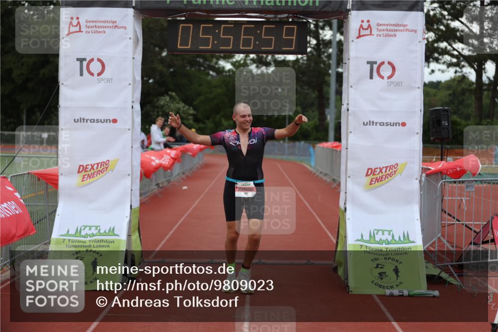 14.06.2026 - 7 Türme Triathlon Andreas Tolksdorf http://msf.ph/oto/9809023 14.06.2026 16:56:58 Ziel 742 meine-sportfotos.de