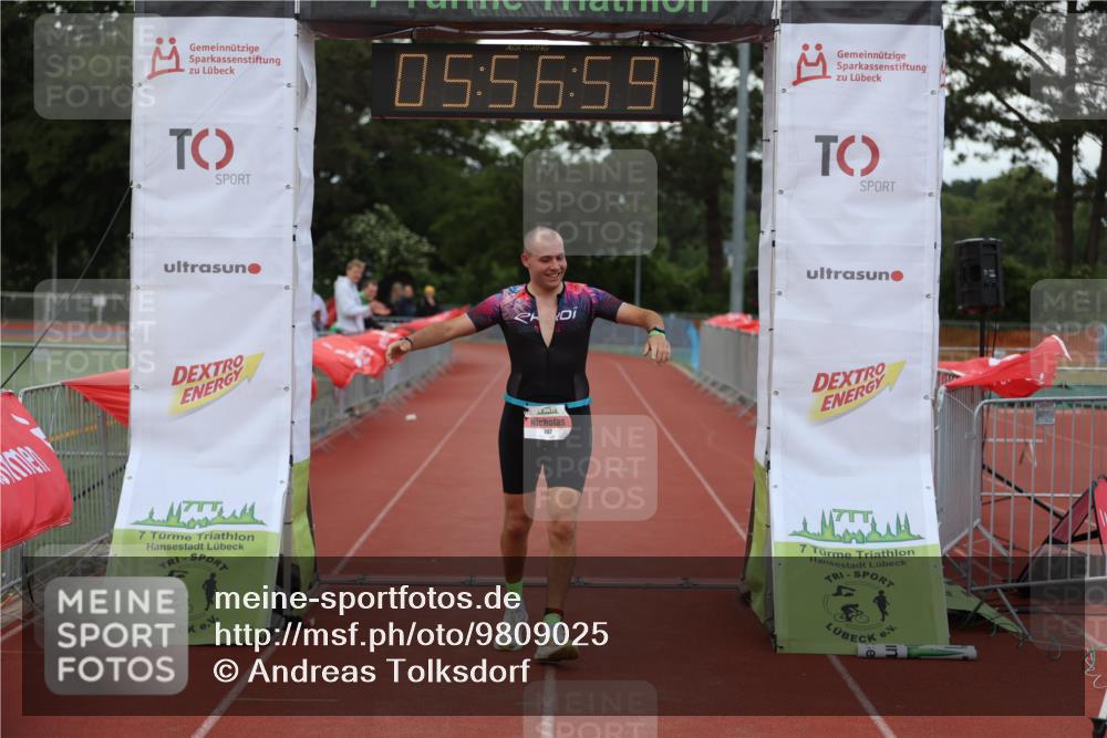 14.06.2026 - 7 Türme Triathlon Andreas Tolksdorf http://msf.ph/oto/9809025 14.06.2026 16:56:58 Ziel 742 meine-sportfotos.de