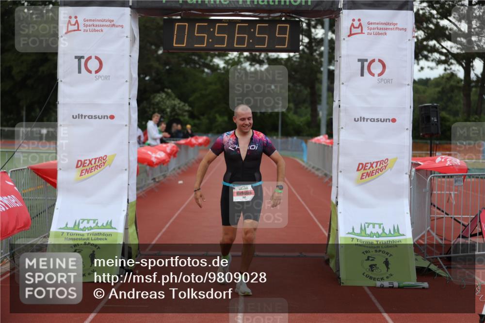 14.06.2026 - 7 Türme Triathlon Andreas Tolksdorf http://msf.ph/oto/9809028 14.06.2026 16:56:58 Ziel 742 meine-sportfotos.de
