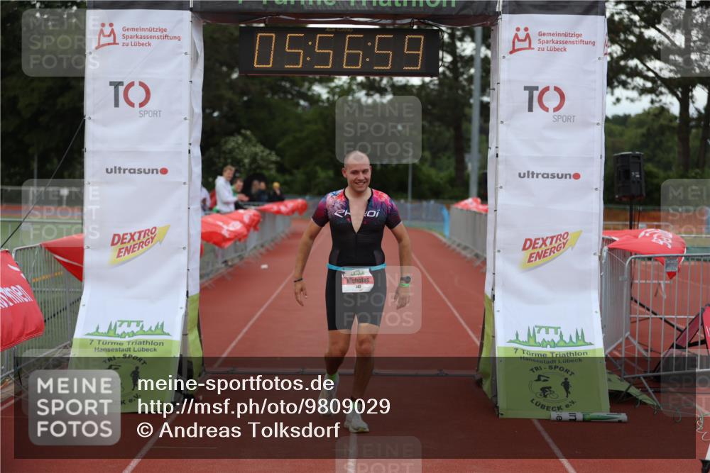 14.06.2026 - 7 Türme Triathlon Andreas Tolksdorf http://msf.ph/oto/9809029 14.06.2026 16:56:58 Ziel 742 meine-sportfotos.de