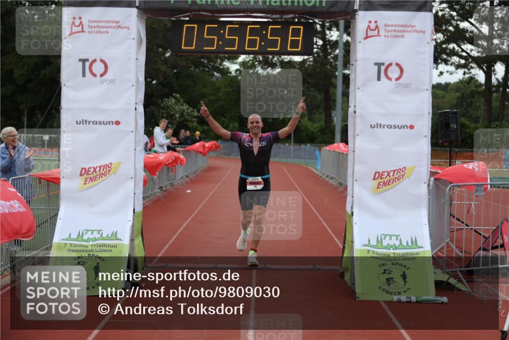 14.06.2026 - 7 Türme Triathlon Andreas Tolksdorf http://msf.ph/oto/9809030 14.06.2026 16:56:57 Ziel 742 meine-sportfotos.de