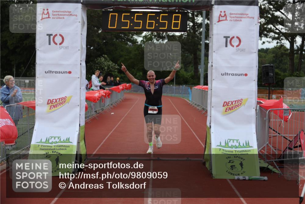 14.06.2026 - 7 Türme Triathlon Andreas Tolksdorf http://msf.ph/oto/9809059 14.06.2026 16:56:56 Ziel 742 meine-sportfotos.de