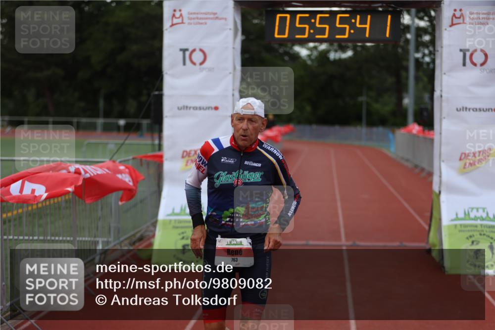 14.06.2026 - 7 Türme Triathlon Andreas Tolksdorf http://msf.ph/oto/9809082 14.06.2026 16:55:40 Ziel 763, 858 meine-sportfotos.de