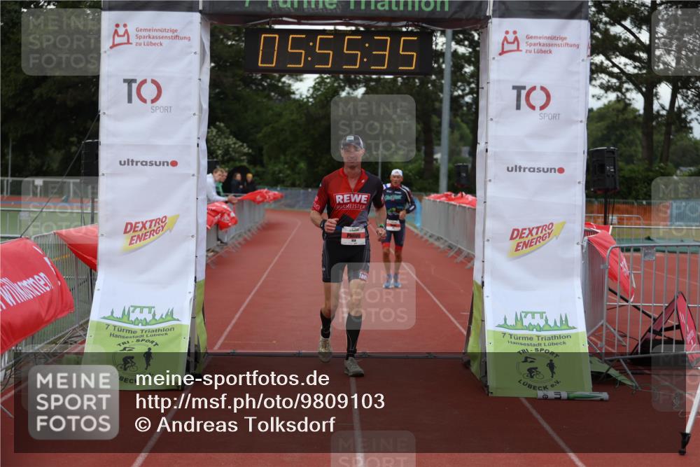 14.06.2026 - 7 Türme Triathlon Andreas Tolksdorf http://msf.ph/oto/9809103 14.06.2026 16:55:33 Ziel 763, 858 meine-sportfotos.de