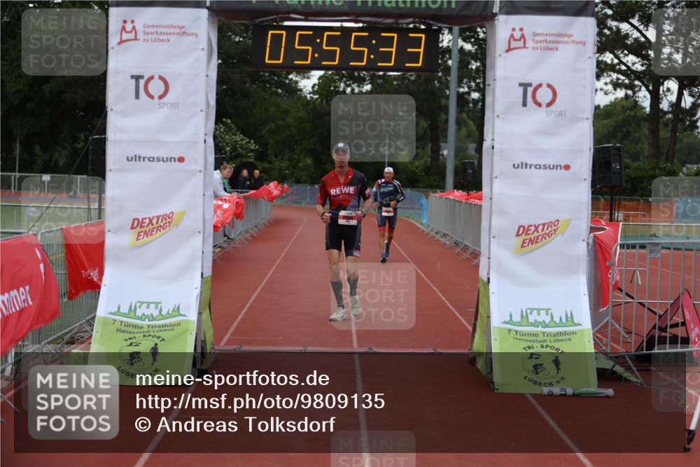 14.06.2026 - 7 Türme Triathlon Andreas Tolksdorf http://msf.ph/oto/9809135 14.06.2026 16:55:31 Ziel 763, 858 meine-sportfotos.de