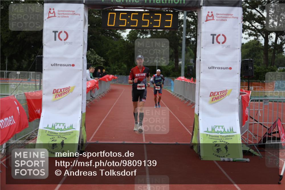 14.06.2026 - 7 Türme Triathlon Andreas Tolksdorf http://msf.ph/oto/9809139 14.06.2026 16:55:32 Ziel 763, 858 meine-sportfotos.de
