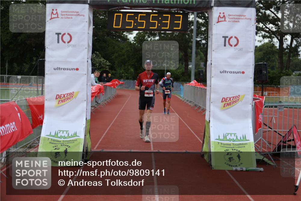 14.06.2026 - 7 Türme Triathlon Andreas Tolksdorf http://msf.ph/oto/9809141 14.06.2026 16:55:32 Ziel 763, 858 meine-sportfotos.de