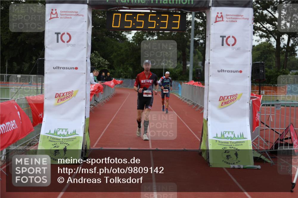14.06.2026 - 7 Türme Triathlon Andreas Tolksdorf http://msf.ph/oto/9809142 14.06.2026 16:55:32 Ziel 763, 858 meine-sportfotos.de