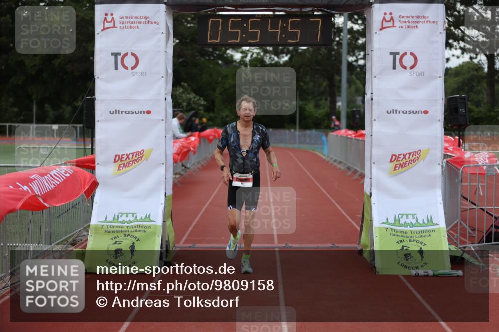 14.06.2026 - 7 Türme Triathlon Andreas Tolksdorf http://msf.ph/oto/9809158 14.06.2026 16:54:56 Ziel 807 meine-sportfotos.de