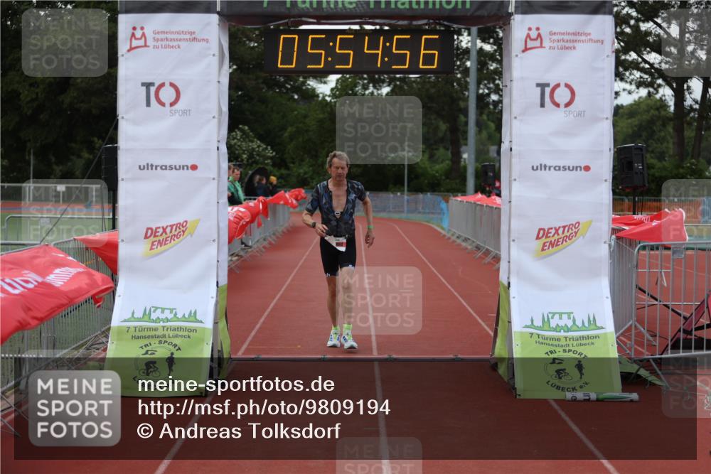 14.06.2026 - 7 Türme Triathlon Andreas Tolksdorf http://msf.ph/oto/9809194 14.06.2026 16:54:55 Ziel 807 meine-sportfotos.de