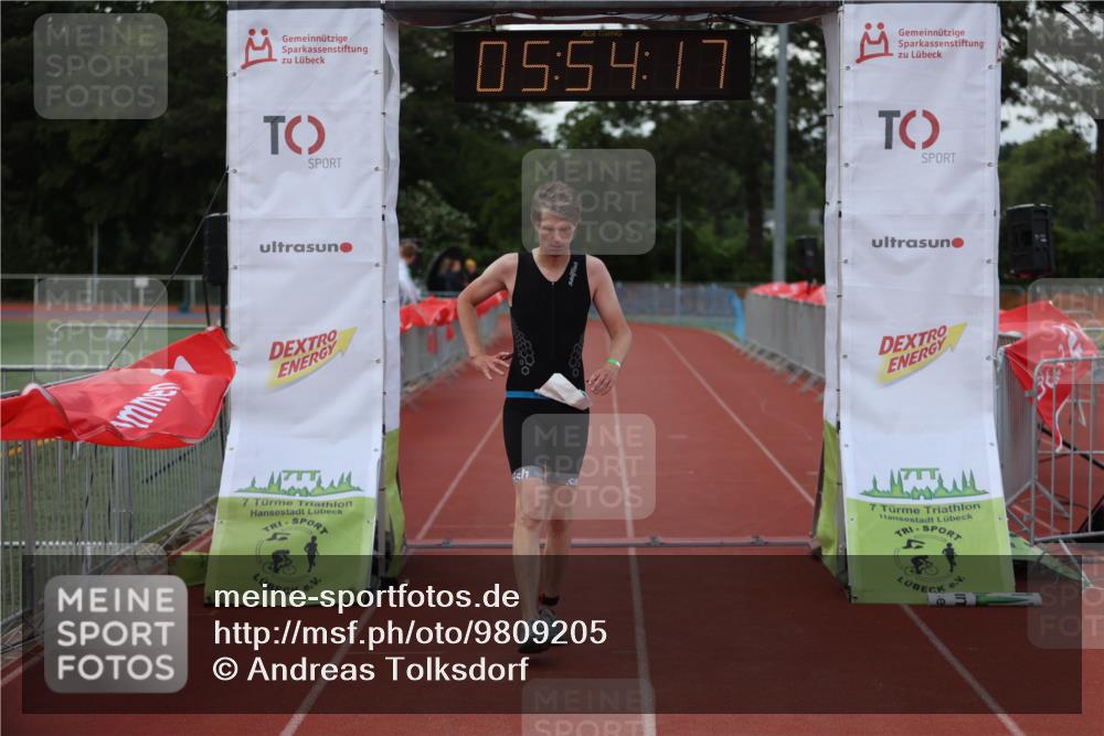 14.06.2026 - 7 Türme Triathlon Andreas Tolksdorf http://msf.ph/oto/9809205 14.06.2026 16:54:16 Ziel 635 meine-sportfotos.de
