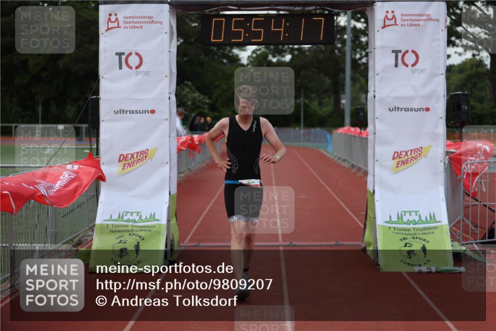 14.06.2026 - 7 Türme Triathlon Andreas Tolksdorf http://msf.ph/oto/9809207 14.06.2026 16:54:16 Ziel 635 meine-sportfotos.de