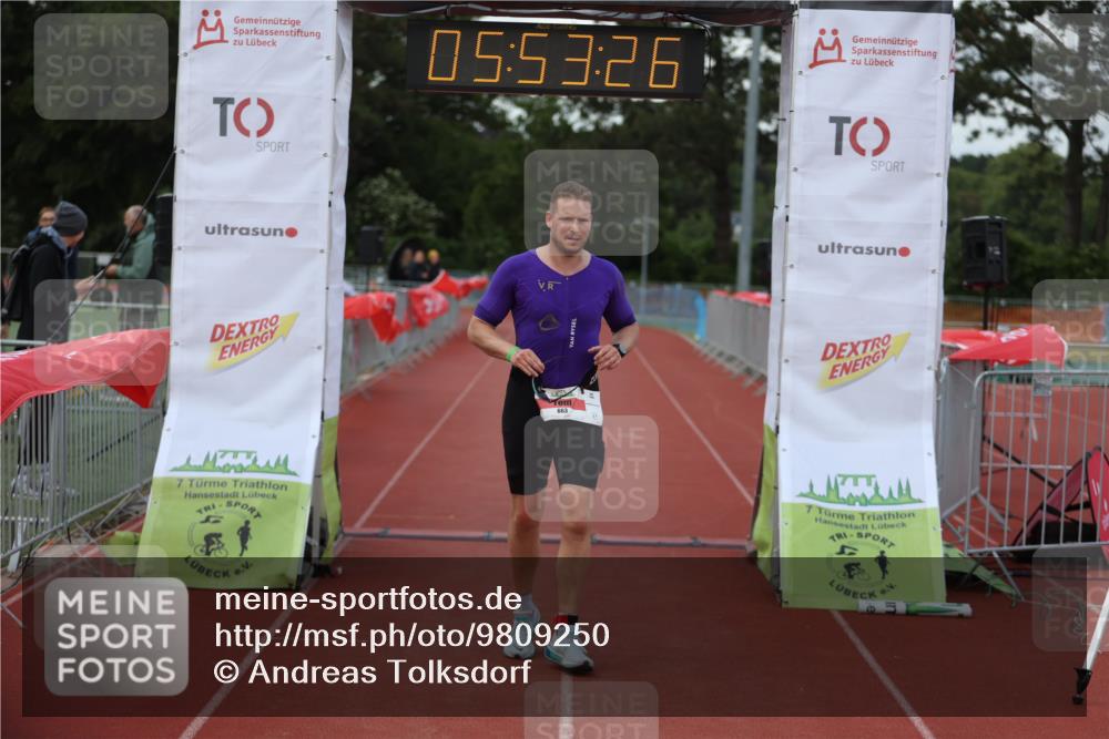 14.06.2026 - 7 Türme Triathlon Andreas Tolksdorf http://msf.ph/oto/9809250 14.06.2026 16:53:24 Ziel 663 meine-sportfotos.de