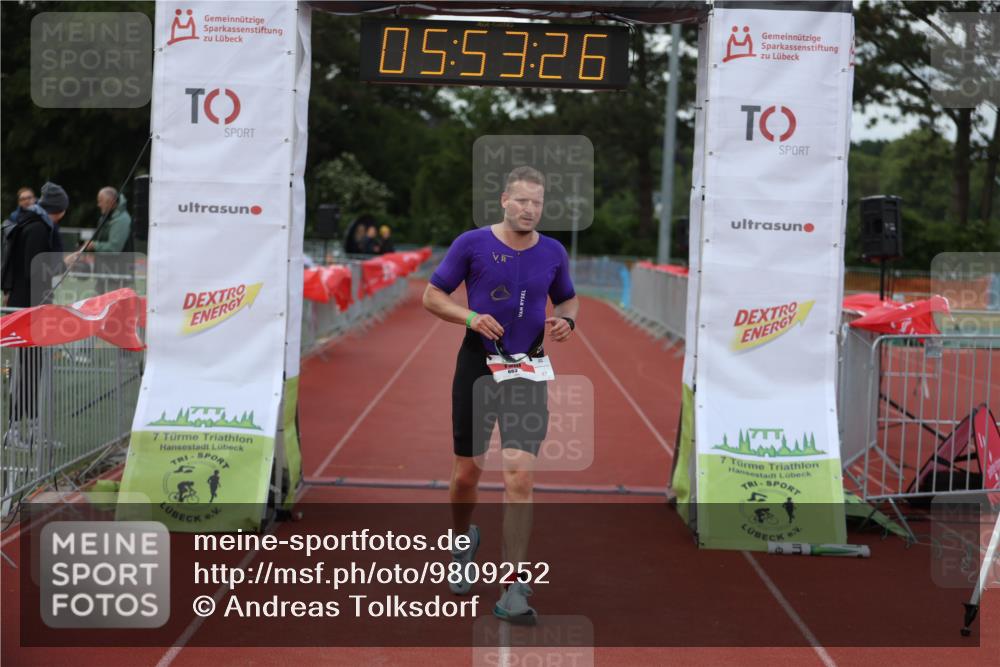 14.06.2026 - 7 Türme Triathlon Andreas Tolksdorf http://msf.ph/oto/9809252 14.06.2026 16:53:25 Ziel 663 meine-sportfotos.de
