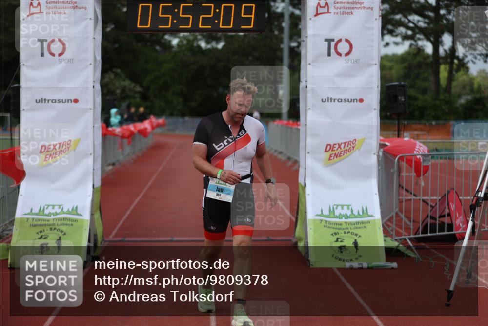 14.06.2026 - 7 Türme Triathlon Andreas Tolksdorf http://msf.ph/oto/9809378 14.06.2026 16:52:08 Ziel 969 meine-sportfotos.de