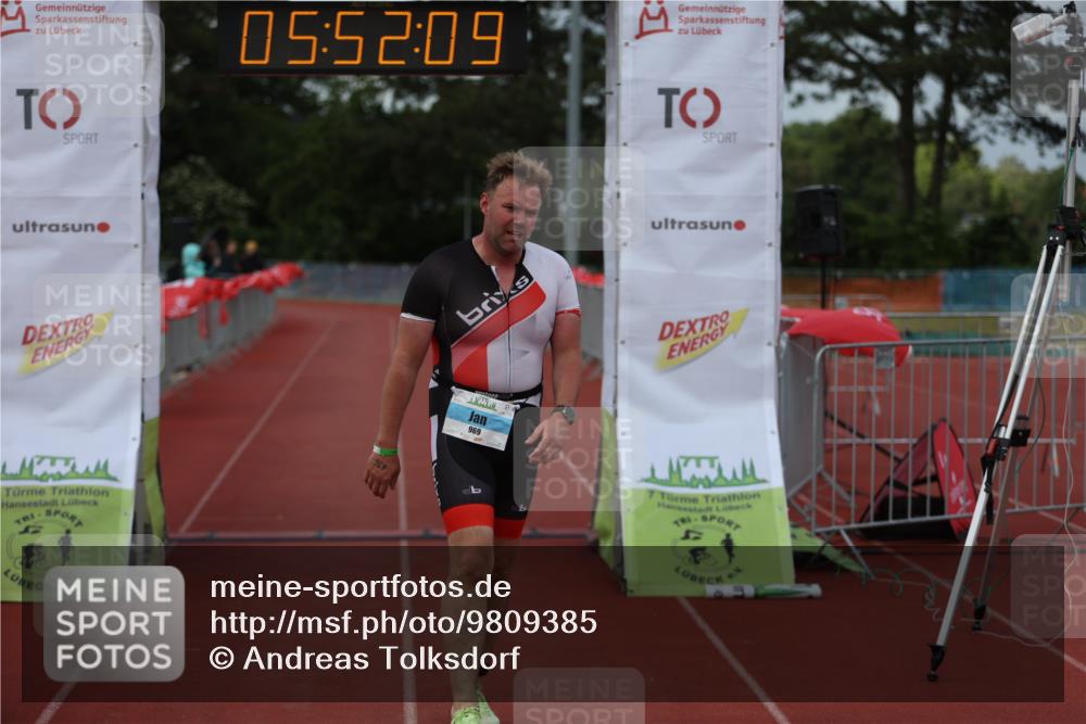 14.06.2026 - 7 Türme Triathlon Andreas Tolksdorf http://msf.ph/oto/9809385 14.06.2026 16:52:09 Ziel 969 meine-sportfotos.de
