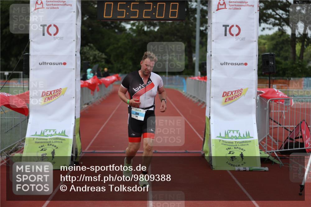 14.06.2026 - 7 Türme Triathlon Andreas Tolksdorf http://msf.ph/oto/9809388 14.06.2026 16:52:07 Ziel 969 meine-sportfotos.de