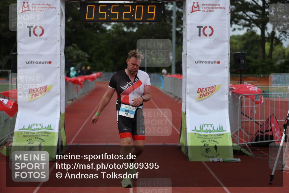 14.06.2026 - 7 Türme Triathlon Andreas Tolksdorf http://msf.ph/oto/9809395 14.06.2026 16:52:08 Ziel 969 meine-sportfotos.de