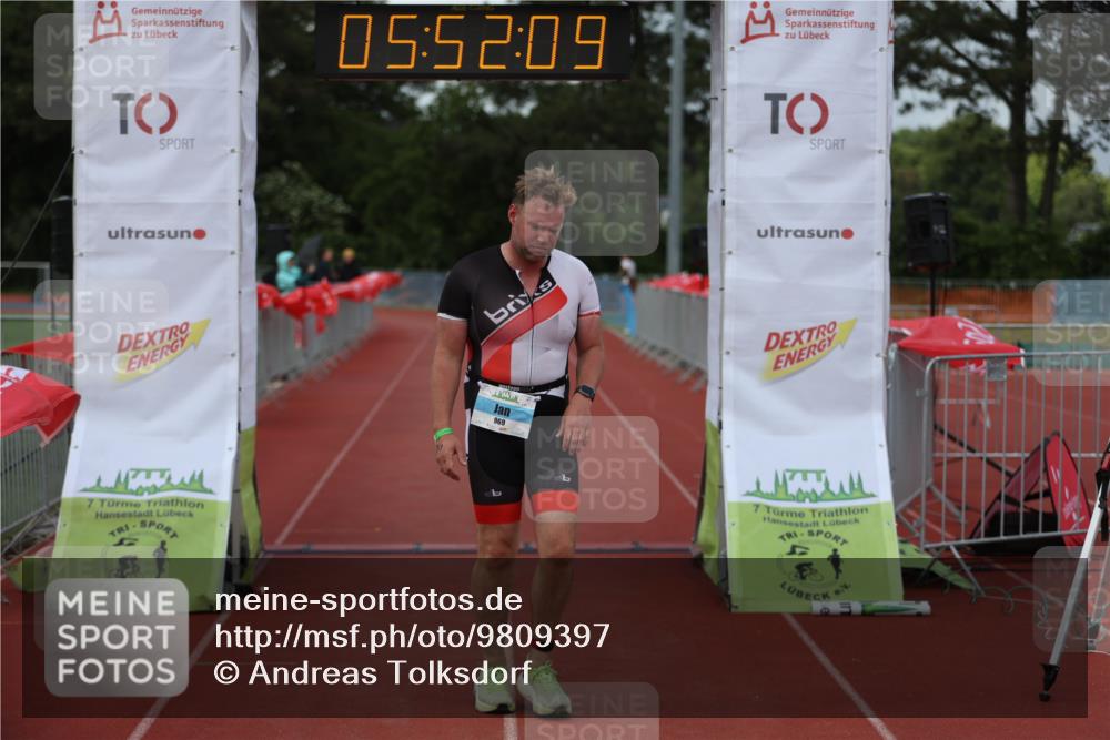 14.06.2026 - 7 Türme Triathlon Andreas Tolksdorf http://msf.ph/oto/9809397 14.06.2026 16:52:08 Ziel 969 meine-sportfotos.de