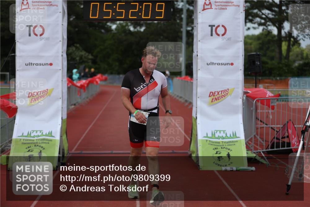 14.06.2026 - 7 Türme Triathlon Andreas Tolksdorf http://msf.ph/oto/9809399 14.06.2026 16:52:08 Ziel 969 meine-sportfotos.de