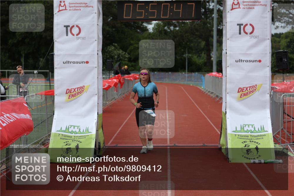 14.06.2026 - 7 Türme Triathlon Andreas Tolksdorf http://msf.ph/oto/9809412 14.06.2026 16:50:46 Ziel 1122 meine-sportfotos.de