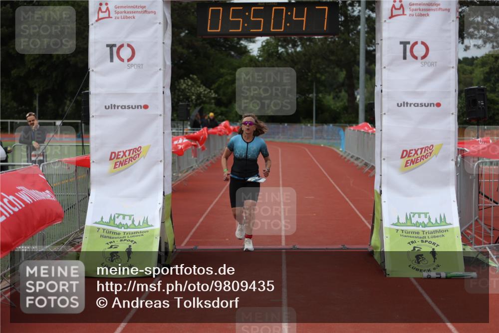 14.06.2026 - 7 Türme Triathlon Andreas Tolksdorf http://msf.ph/oto/9809435 14.06.2026 16:50:46 Ziel 1122 meine-sportfotos.de
