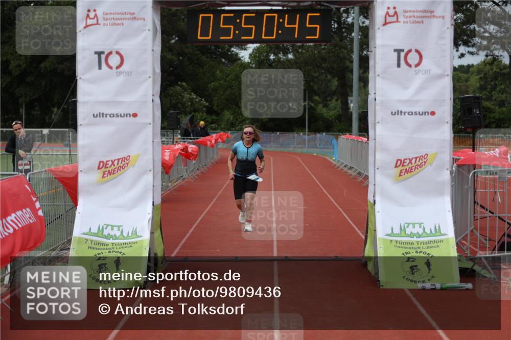 14.06.2026 - 7 Türme Triathlon Andreas Tolksdorf http://msf.ph/oto/9809436 14.06.2026 16:50:45 Ziel 1122 meine-sportfotos.de