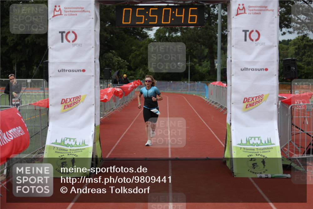 14.06.2026 - 7 Türme Triathlon Andreas Tolksdorf http://msf.ph/oto/9809441 14.06.2026 16:50:45 Ziel 1122 meine-sportfotos.de