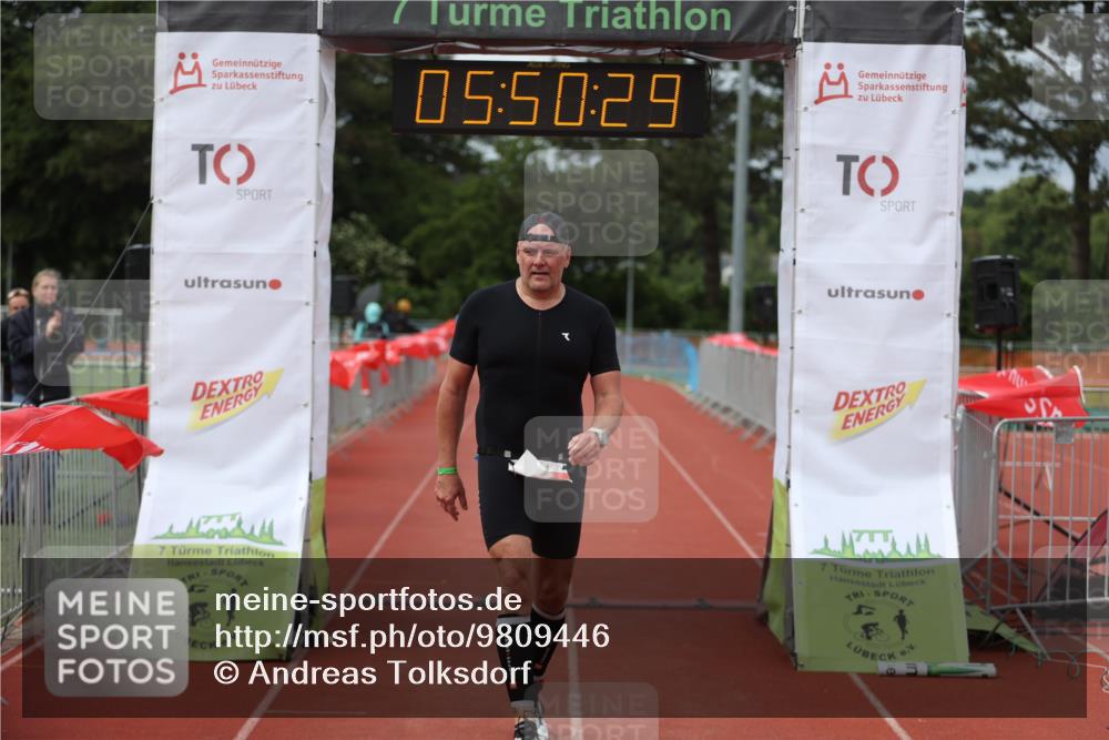 14.06.2026 - 7 Türme Triathlon Andreas Tolksdorf http://msf.ph/oto/9809446 14.06.2026 16:50:28 Ziel 766 meine-sportfotos.de