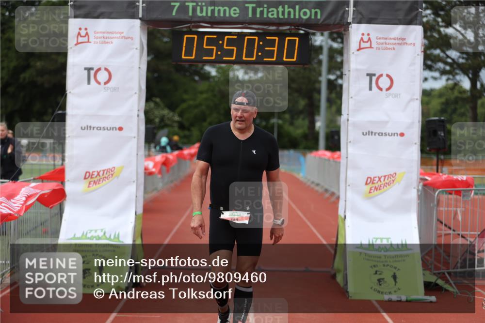 14.06.2026 - 7 Türme Triathlon Andreas Tolksdorf http://msf.ph/oto/9809460 14.06.2026 16:50:29 Ziel 766 meine-sportfotos.de