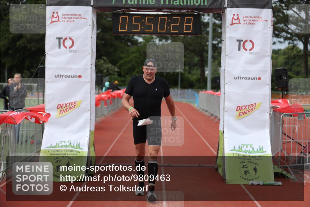 14.06.2026 - 7 Türme Triathlon Andreas Tolksdorf http://msf.ph/oto/9809463 14.06.2026 16:50:27 Ziel 694, 766 meine-sportfotos.de