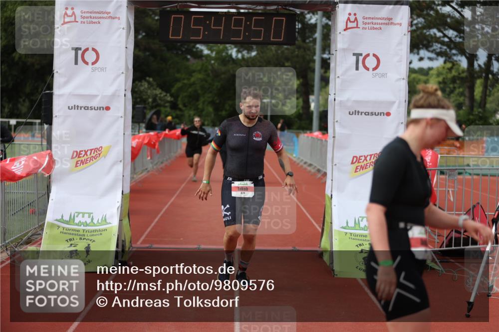 14.06.2026 - 7 Türme Triathlon Andreas Tolksdorf http://msf.ph/oto/9809576 14.06.2026 16:49:48 Ziel 767, 829, 861, 891 meine-sportfotos.de