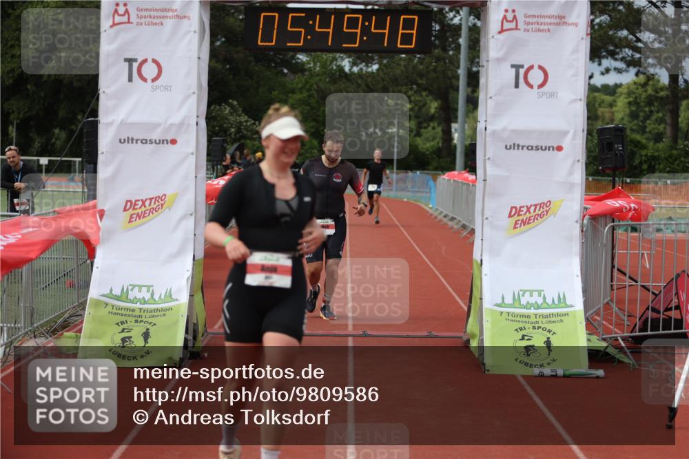 14.06.2026 - 7 Türme Triathlon Andreas Tolksdorf http://msf.ph/oto/9809586 14.06.2026 16:49:47 Ziel 767, 829, 861, 891 meine-sportfotos.de
