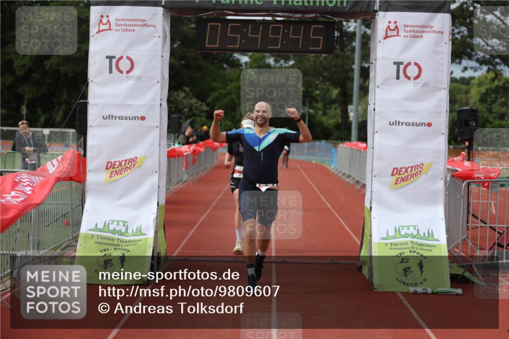 14.06.2026 - 7 Türme Triathlon Andreas Tolksdorf http://msf.ph/oto/9809607 14.06.2026 16:49:44 Ziel 767, 829, 861 meine-sportfotos.de